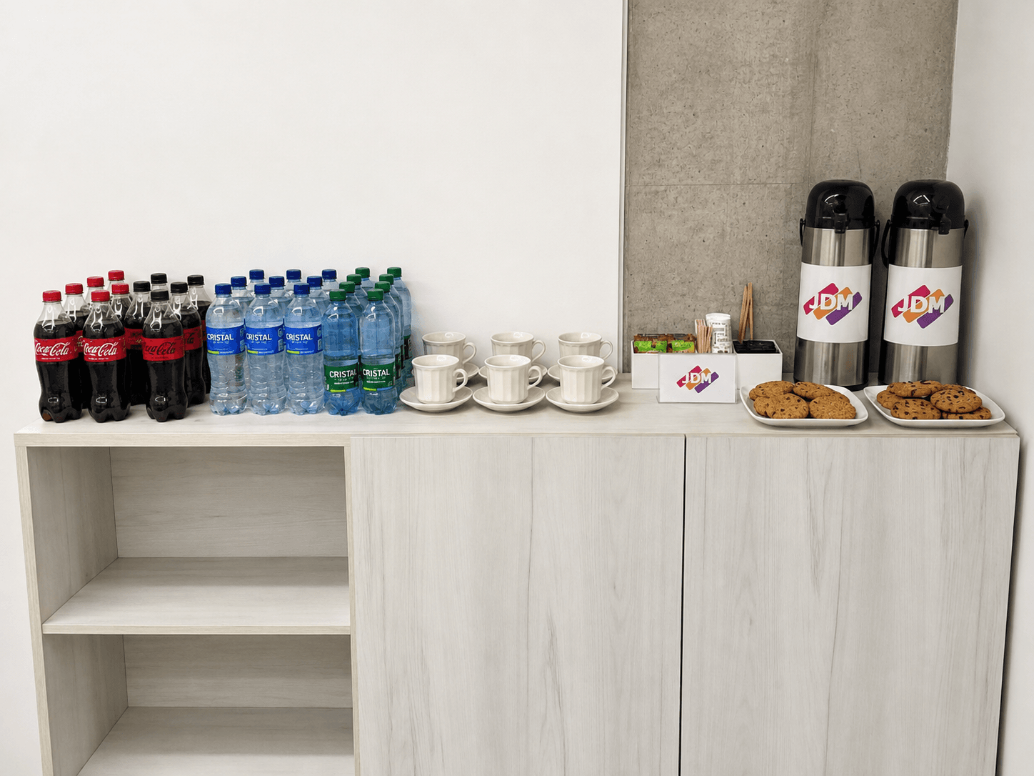 Estación de café y bebidas preparada por JDM